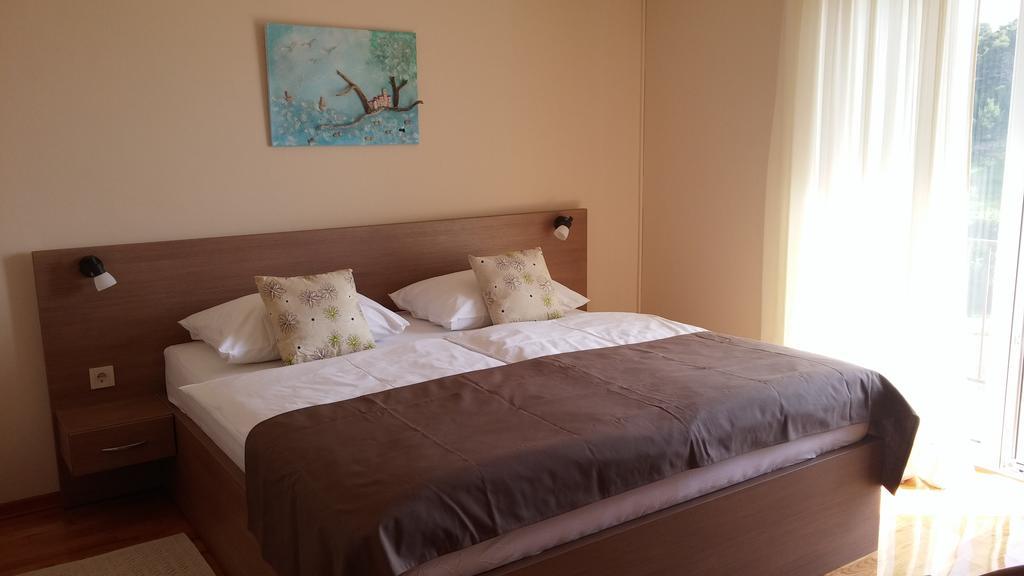 Rooms Vukusic ราบ ภายนอก รูปภาพ
