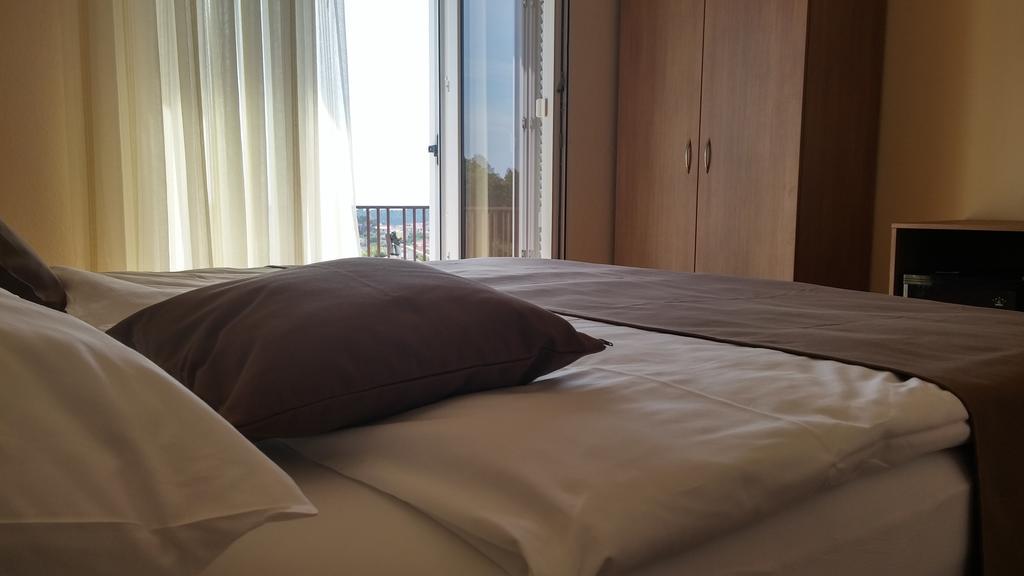Rooms Vukusic ราบ ภายนอก รูปภาพ