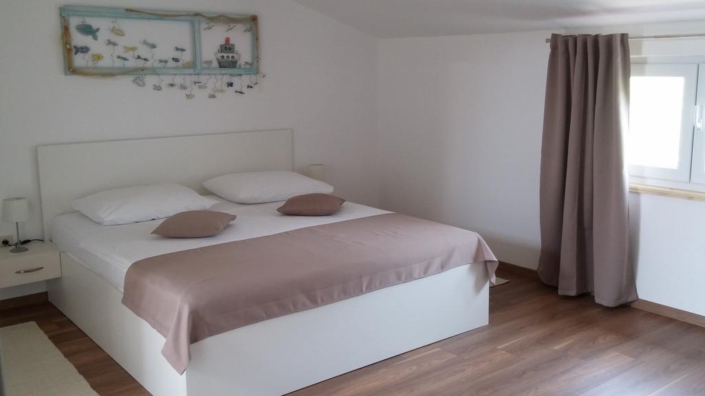 Rooms Vukusic ราบ ภายนอก รูปภาพ