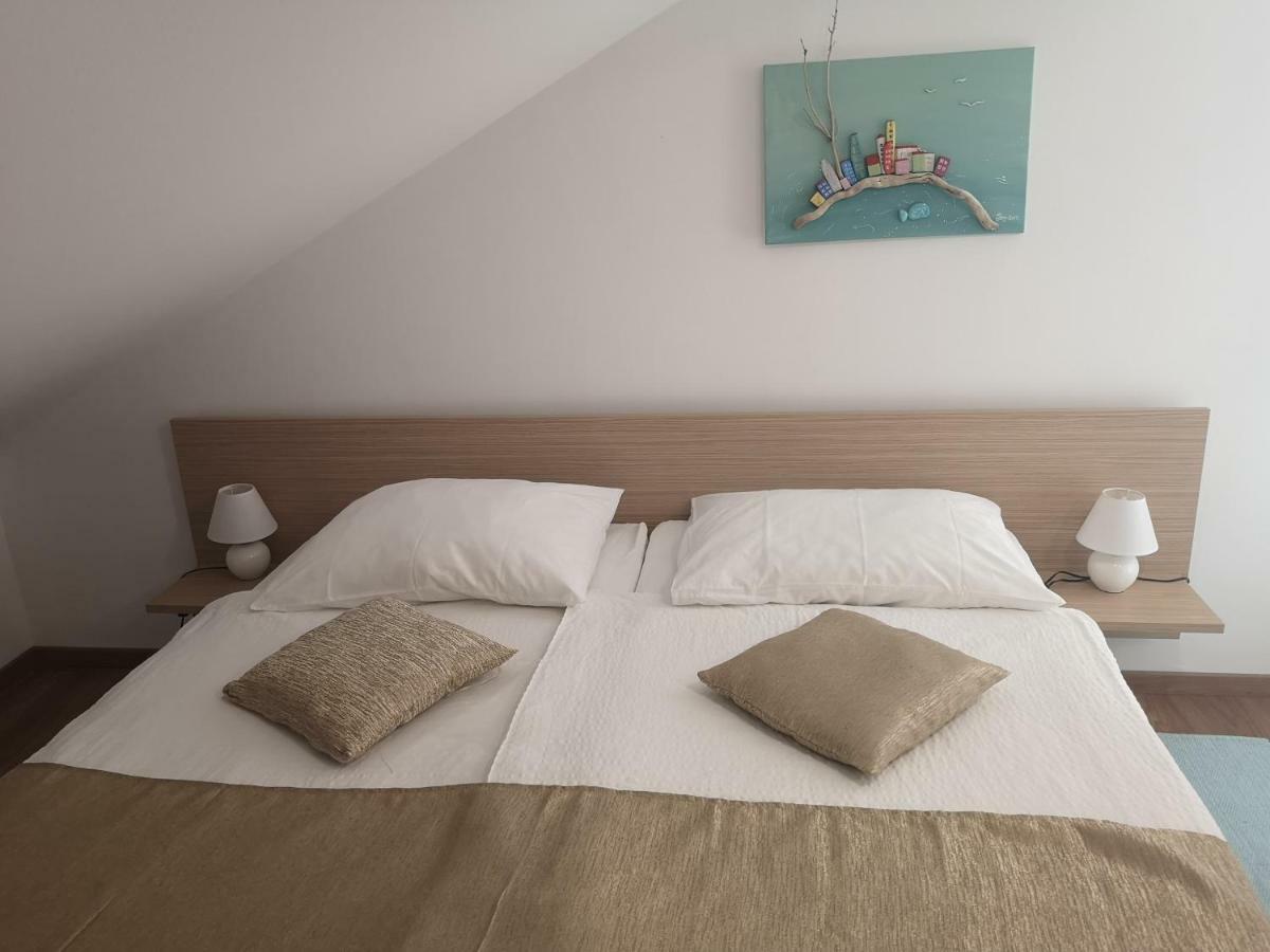 Rooms Vukusic ราบ ภายนอก รูปภาพ